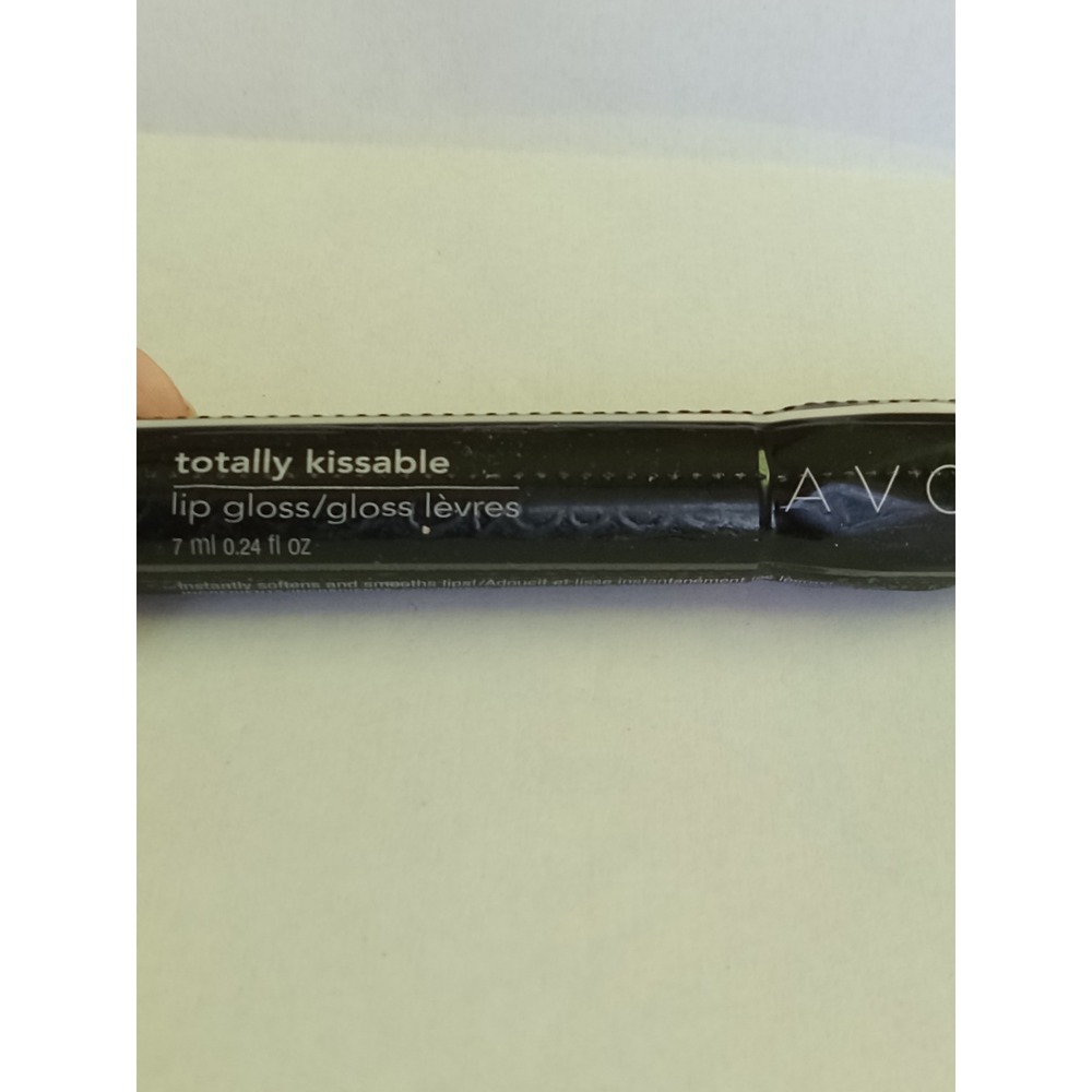 Avon Totally Kissable Lip Gloss Ravish Raisin J502 Makeup NIB